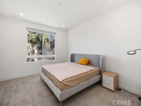 1344  Nolita  , Irvine, CA