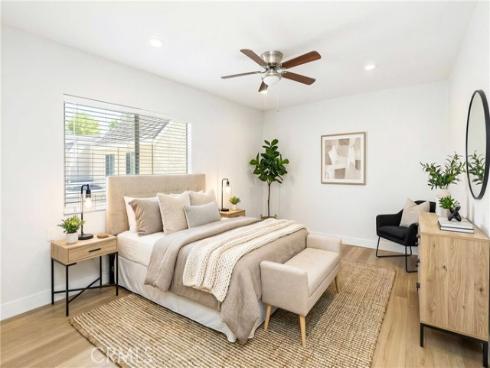 18  Heritage  , Irvine, CA