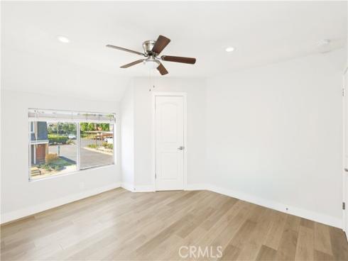 18  Heritage  , Irvine, CA