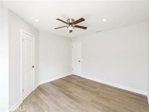 18  Heritage  , Irvine, CA