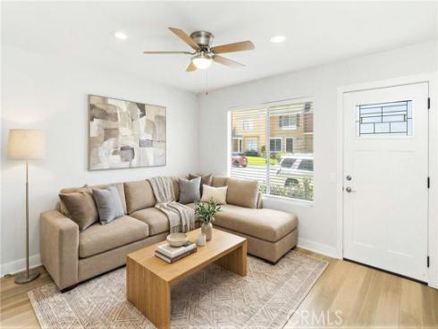 18  Heritage  , Irvine, CA