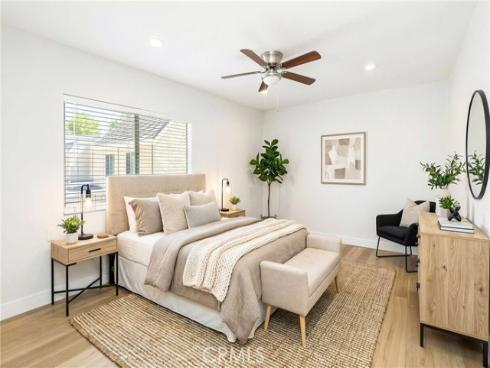 18  Heritage  , Irvine, CA