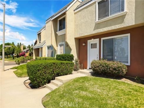 18  Heritage  , Irvine, CA