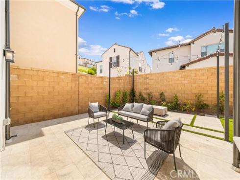 262  Maricopa  , Irvine, CA