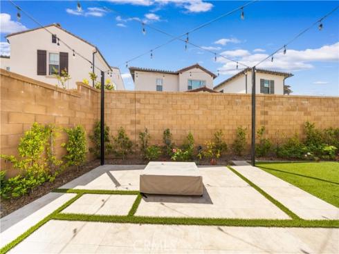 262  Maricopa  , Irvine, CA