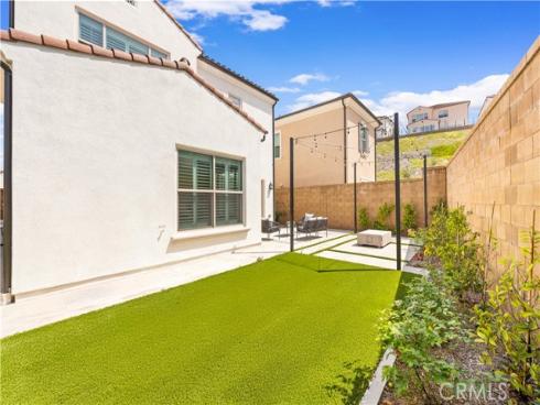 262  Maricopa  , Irvine, CA