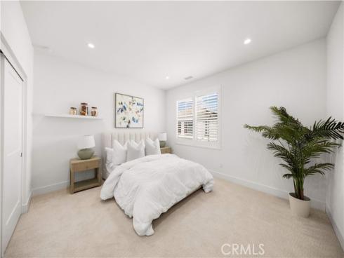 262  Maricopa  , Irvine, CA