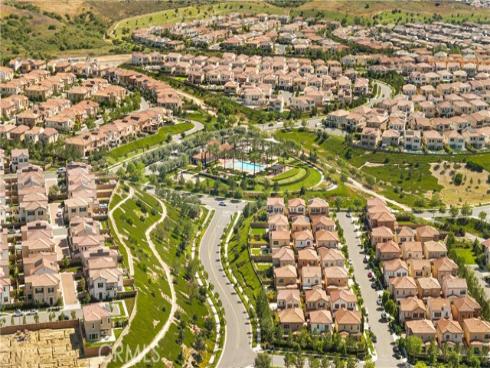 262  Maricopa  , Irvine, CA