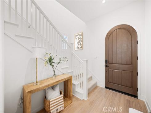 262  Maricopa  , Irvine, CA