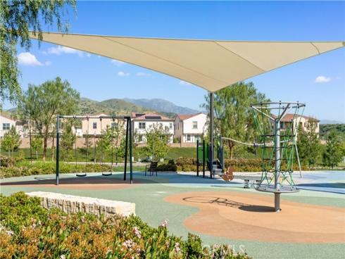 262  Maricopa  , Irvine, CA