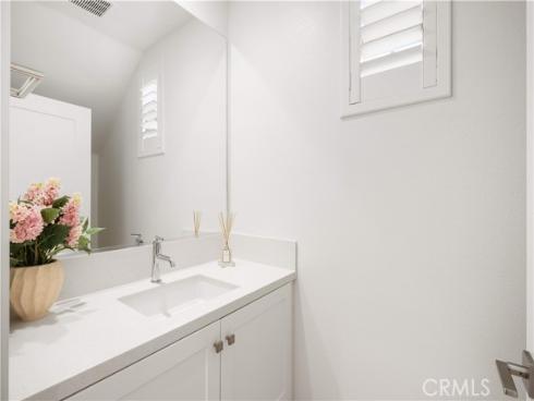 262  Maricopa  , Irvine, CA