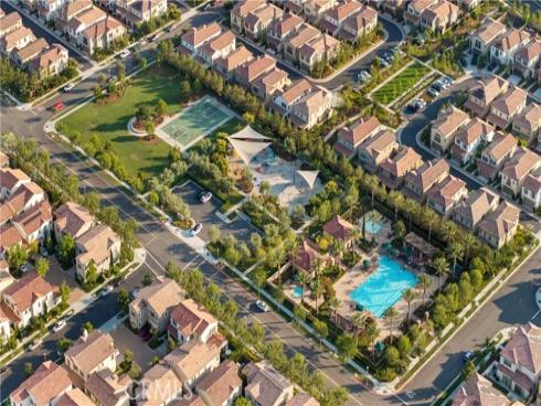 262  Maricopa  , Irvine, CA