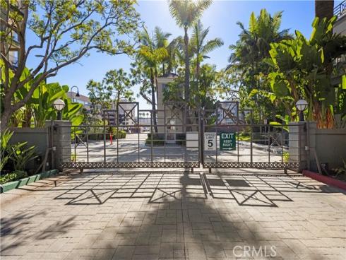 2253  Martin 106#  , Irvine, CA