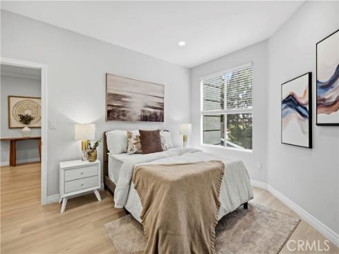 2253  Martin 106#  , Irvine, CA