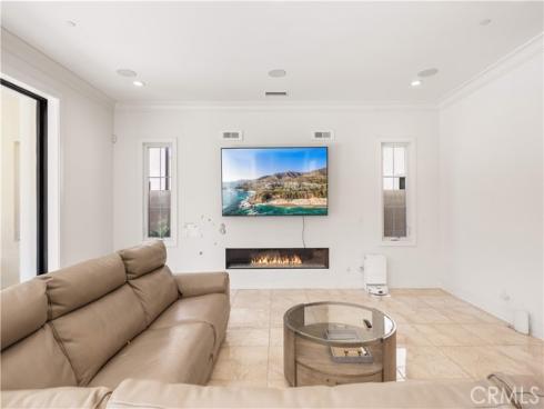 92 Interstellar , Irvine, CA