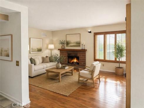 117 E Yale  24 , Irvine, CA