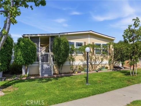 5200  Irvine  109 , Irvine, CA