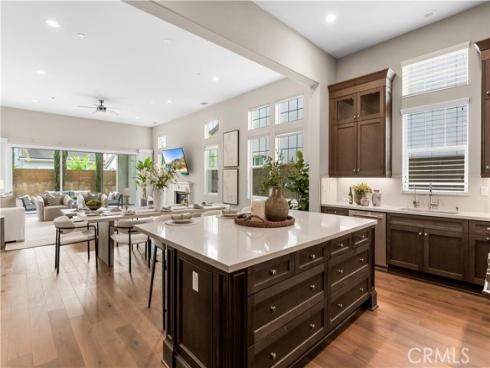 102  Derailer  , Irvine, CA