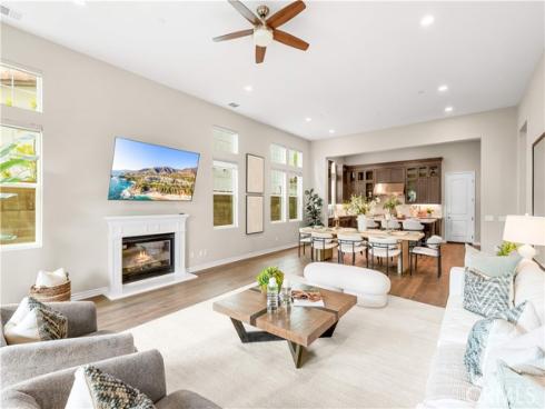 102  Derailer  , Irvine, CA