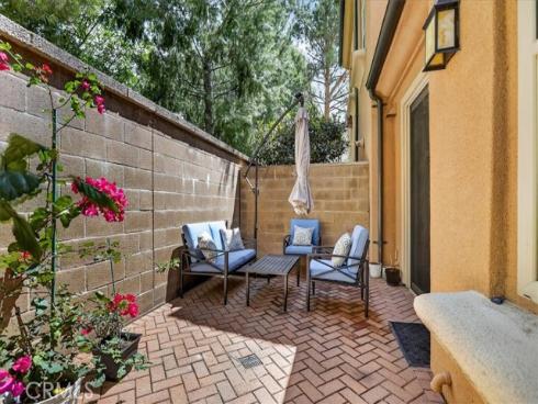 268  Overbrook  , Irvine, CA