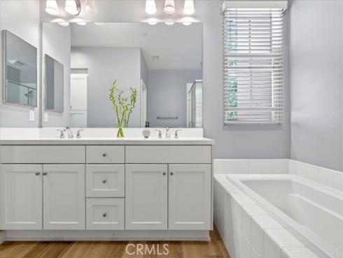 268  Overbrook  , Irvine, CA