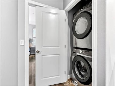 268  Overbrook  , Irvine, CA