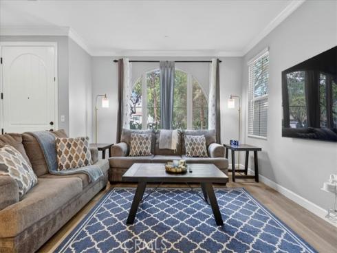 268  Overbrook  , Irvine, CA