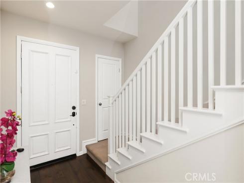 231  Rodeo  , Irvine, CA