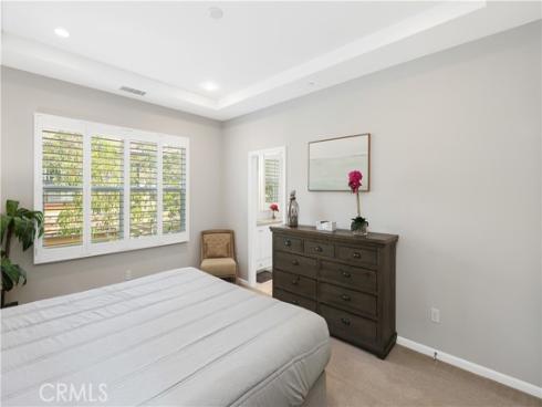 231  Rodeo  , Irvine, CA