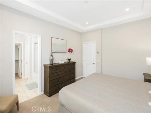 231  Rodeo  , Irvine, CA