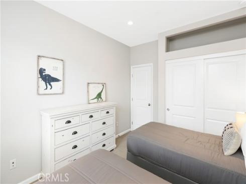 231  Rodeo  , Irvine, CA