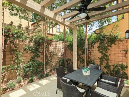 231  Rodeo  , Irvine, CA