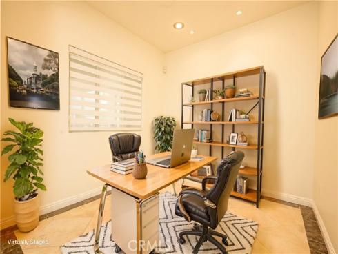 2233  Martin  311 , Irvine, CA