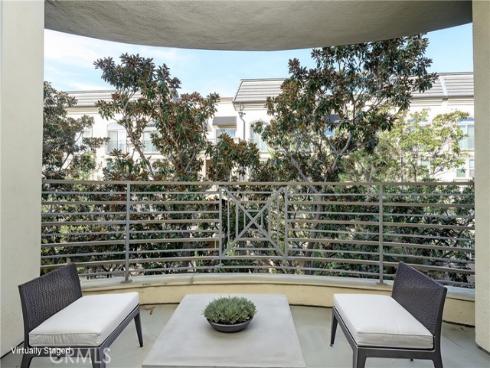 2233  Martin  311 , Irvine, CA