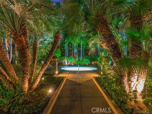 2233  Martin  311 , Irvine, CA