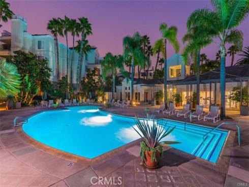 2233  Martin  311 , Irvine, CA