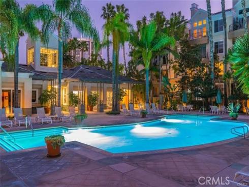 2233  Martin  311 , Irvine, CA