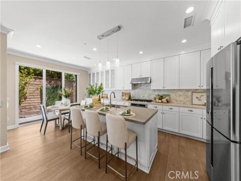 189  Rodeo  , Irvine, CA