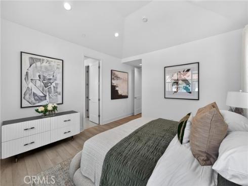 155  Somera  , Irvine, CA