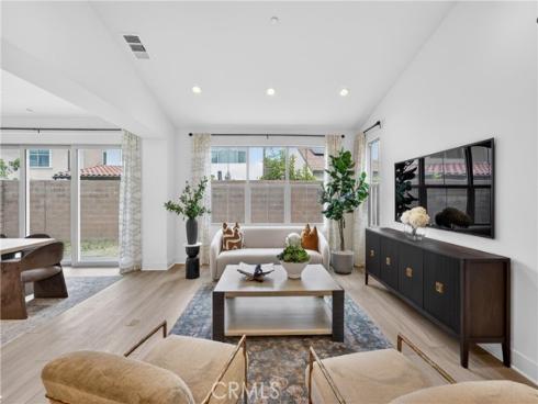 155  Somera  , Irvine, CA