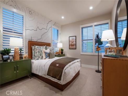 209  Birdseye  , Irvine, CA