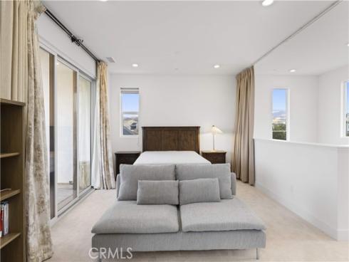 130  Yugen  , Irvine, CA