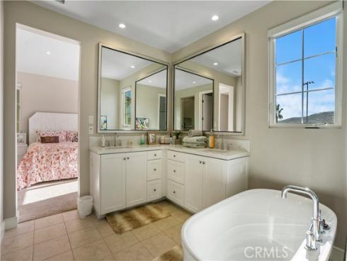 140  San Benito  , Irvine, CA