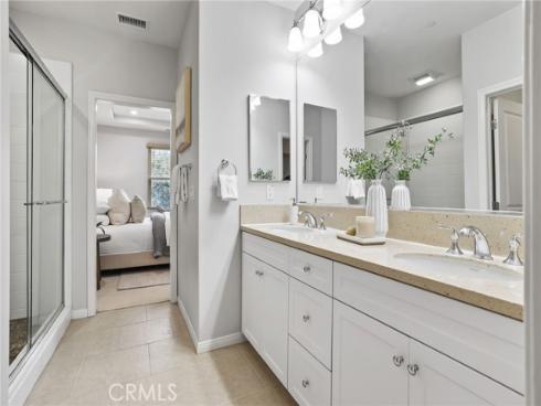 67  Kempton  , Irvine, CA