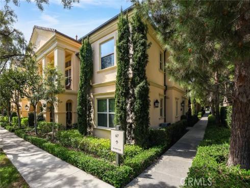 67  Kempton  , Irvine, CA