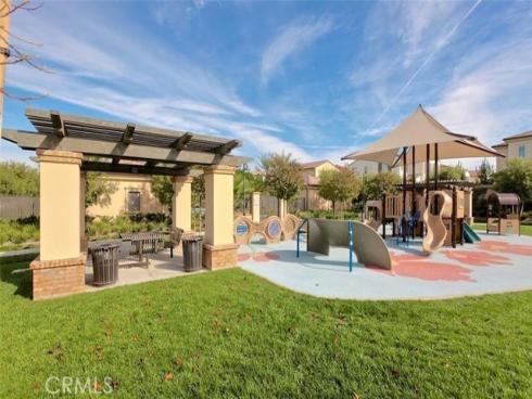 67  Kempton  , Irvine, CA