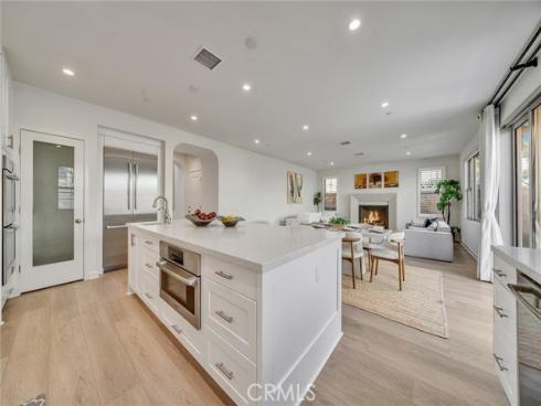 113  Bouquet  , Irvine, CA