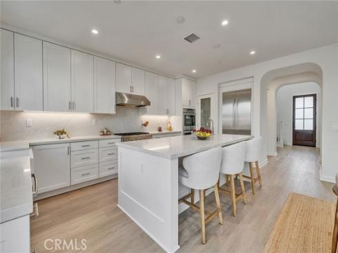 113  Bouquet  , Irvine, CA