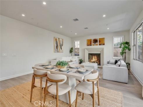 113  Bouquet  , Irvine, CA