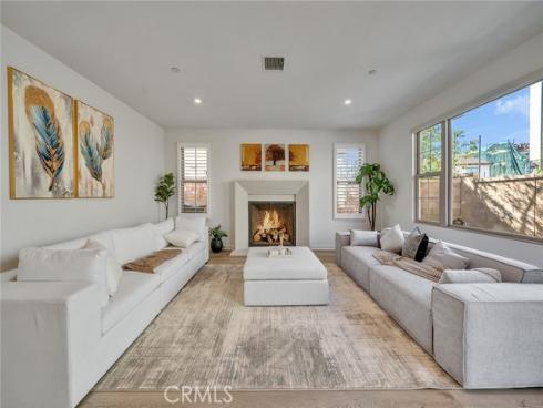 113  Bouquet  , Irvine, CA